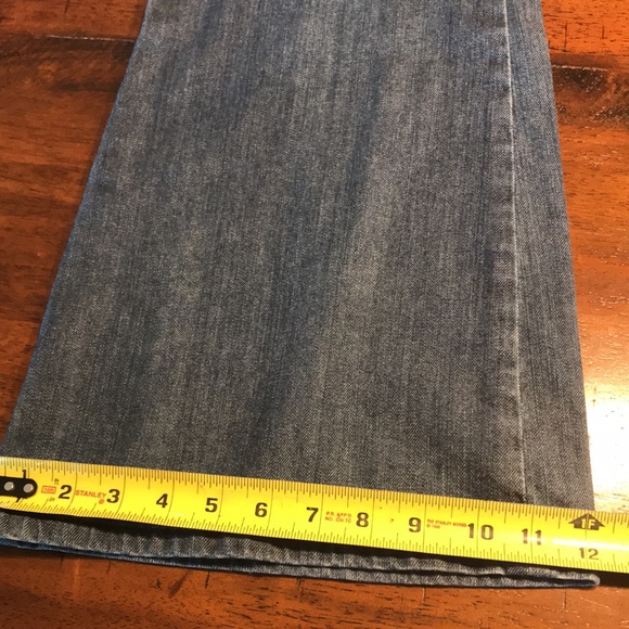 a.n.a. Modern Flare Jeans - Picture 10 of 10